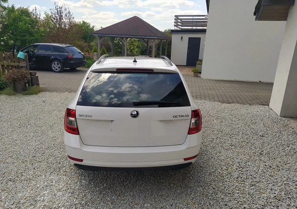 Skoda Octavia cena 44900 przebieg: 110000, rok produkcji 2018 z Lubań małe 67